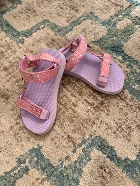 Kids Pink Glitter Strap Teva Sandals with Lilac Footbed
